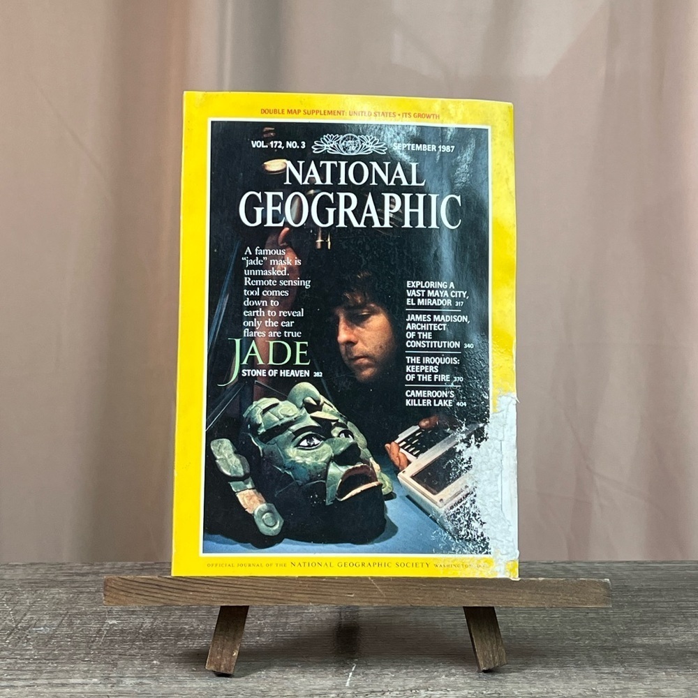 National Geographic September 1987 Jade Stone of Heaven